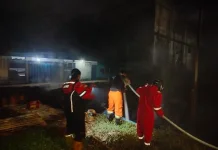 Polres Kubu Raya Selidiki Penyebab Terbakarnya Gudang Produksi Kasur