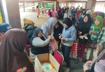 Warga Pontianak Terbantu Program Sembako Murah Ramadan Tiga Ormas Kalbar
