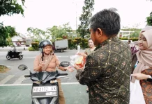 BPJS Ketenagakerjaan Pontianak Berbagi Takjil dan Santuni Anak Yatim