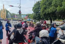 Aksi Sosial Ramadan, Demokrat Kalbar Bagi-bagi Takjil hingga Santuni Anak Yatim