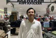Gerai Offline Pontianak Adaptasi Persaingan Belanja Online jelang Lebaran