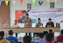 Alifudin Sosialisasi Empat Pilar Bersama Kader dan Pengurus DPD PKS Pontianak