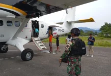 Satgas Yon Parako 466 Amankan Pasokan Kebutuhan Pokok di Kenyam
