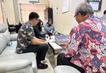 Kanwil Kemenkum Kalbar Fasilitasi Serah Terima Protokol Notaris di Pontianak