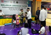 Belanja Lebaran untuk Anak Yatim