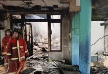 Kebakaran di Jalan Madura Pontianak, Hanguskan Gudang Material XL Home
