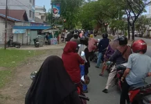 Antrean BBM Mengular, Ketua DPRD Pontianak Desak Pertamina Bertanggung Jawab