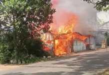 Kurun Waktu Sehari, Dua Rumah di Ketapang Habis Dilalap Si Jago Merah