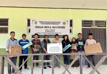 10 Unit Komputer dari BRI Pontianak untuk Lembaga Pendidikan Islam Miftahul Ulum
