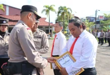 Momen Hari Kesadaran Nasional, 7 Personel Polres Ketapang Dapat Penghargaan
