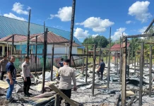 Rumah Betang di Melawi Hangus Terbakar