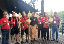Lomba Meraut Pabayo Lestarikan Tradisi Masyarakat Dayak