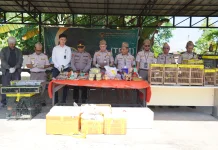 Karantina Amankan Ratusan Burung dan Produk Tak Berdokumen