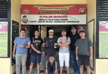 Nagih Utang Berujung Ancaman, Pelaku Curi Ponsel Korban Ditangkap di Entikong