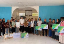 BPJS Ketenagakerjaan Renovasi Fasilitas Masjid di Kapuas Hulu
