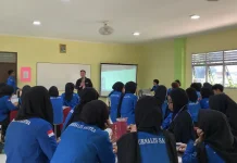 Workshop Jurnalis Sastra SMA 4 Pontianak Dorong Siswa Aktif Berkarya dan Menulis