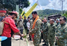 Pangkogabwilhan I Disambut Adat Dayak di Tayan Hilir