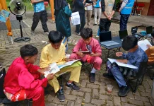 Glimoling Sasar Lima Daerah Sekolah di Kalbar