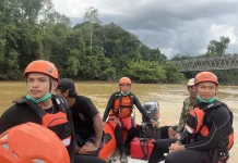 Tim SAR Lakukan Pencarian Warga Diduga Tenggelam di Sungai Landak