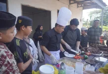 Masak Bareng Chef, Anak Panti Nikmati Daging Kurban