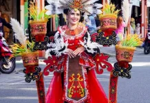 Karnaval Budaya Dayak Singkawang Jadi Simbol Harmoni Budaya