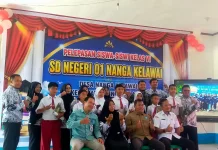 Pelepasan Siswa SDN 01 Nanga Kelawai: Dorongan Hadirnya SMP demi Masa Depan Desa