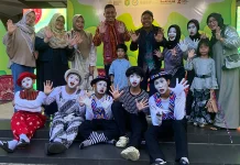 Sanggar Muka Putih Tampil Memukau di Parade Museum