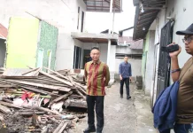 Pemkot Bantu Bedah Rumah Rizky
