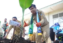 SMPN 8 Pontianak Terapkan Sekolah Hijau Berbasis Digital