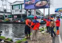BPBD Soroti Drainase usai Banjir Rob Pontianak