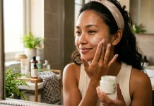Sebelum Menyesal, Hentikan Skincare dengan Tanda Ini!