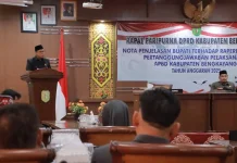 Bupati Bengkayang Sampaikan Nota Pengantar RAPERDA