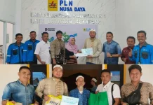 Unit Layanan Ketapang Pupuk Berbagi ke Warga Kurang Mampu