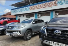 Empat Mobil Sitaan Kasus Aseng Dikirim dari Pontianak ke Kejaksaan Agung RI