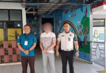 Kejari Mempawah Tahan Tersangka Peredaran Oli Palsu