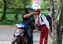 Hari Pertama Sekolah, Sekda Kalbar Gaungkan Gerakan Ayah Mengantar Anak
