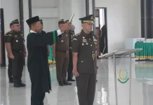 Kajati Kalbar Lantik dan Ambil Sumpah Aspidmil Baru
