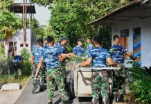 Yon Parako 466 Pasgat Cegah Banjir lewat Aksi Bersih Drainase