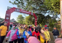 Jalan Sehat dan Zumba Pontianak Barat Dorong Warga Budayakan Hidup Sehat