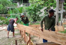 TMMD Ke-129 Percepat Bedah Rumah Warga Desa Tempapan Hulu