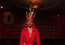 Masyarakat Dayak Kalbar Diajak Kibarkan Merah Putih Sambut HUT ke-81 RI