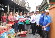 Pemkot Salurkan Bantuan Korban Kebakaran di Gang Sagu