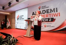 Ketum Dewi Pertiwi Fenty Noverita Buka Dewi Akademi Batch II di Kalbar