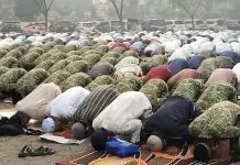 Ribuan Jamaah Sholat Istiaqa Memohon Hujan Segera Turun