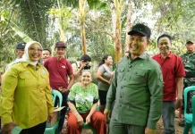 Kembali ke Engkangin, Ria Norsan Bernostalgia dan Dorong Perbaikan Infrastruktur