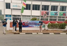 RRI Pontianak Bagikan Masker Gratis di tengah Kabut Asap
