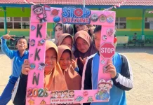 Mahasiswa KKN UPB Pontianak Sosialisasi Stop Bullying di SDN 17 Mempawah Hilir