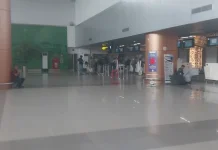 Hari Kedua Erupsi Anak Krakatau, 25 Penerbangan di Bandara Supadio Dibatalkan