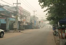 Asap Menyelimuti Pontianak, Pedagang Minuman Akui Pembeli Berkurang