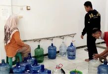 Polnep Siapkan Ribuan Liter Air Siap Minum Gratis untuk Warga Pontianak